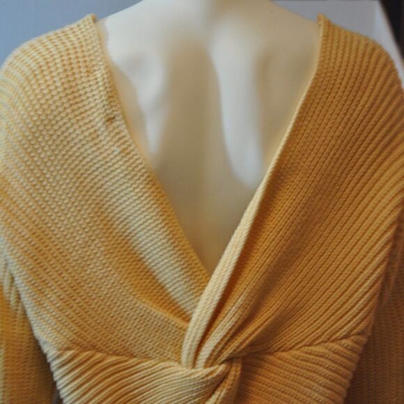 2/$20 Love Tree V-Neck Criss Cross Twisted Back Pullover Sweater - New with Tags - Picture 4 of 6